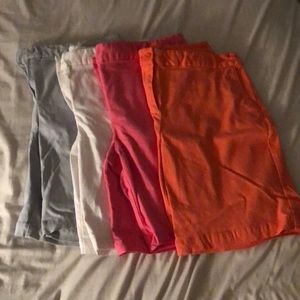 Four pairs of izod capris size 12